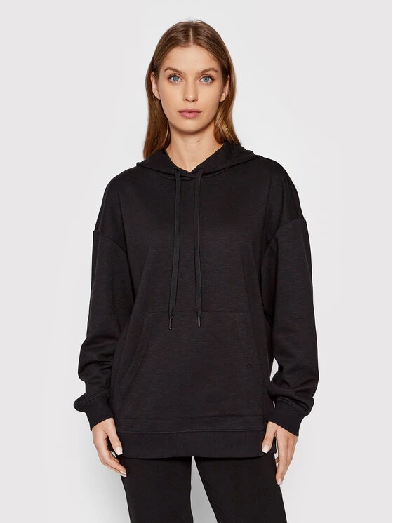 United Colors Of Benetton Γυναίκες Μπλούζες Μπλούζα 3PRPD2001 Μαύρο Regular Fit Μαύρο 1 United Colors Of Benetton Γυναίκες Μπλούζες Μπλούζα 3PRPD2001 Μαύρο Regular Fit Μαύρο