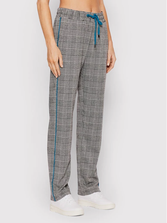 United Colors Of Benetton Γυναίκες Υφασμάτινα Παντελόνια Παντελόνι υφασμάτινο 3YZQP0515 Γκρι Regular Fit Γκρι 1 United Colors Of Benetton Γυναίκες Υφασμάτινα Παντελόνια Παντελόνι υφασμάτινο 3YZQP0515 Γκρι Regular Fit Γκρι