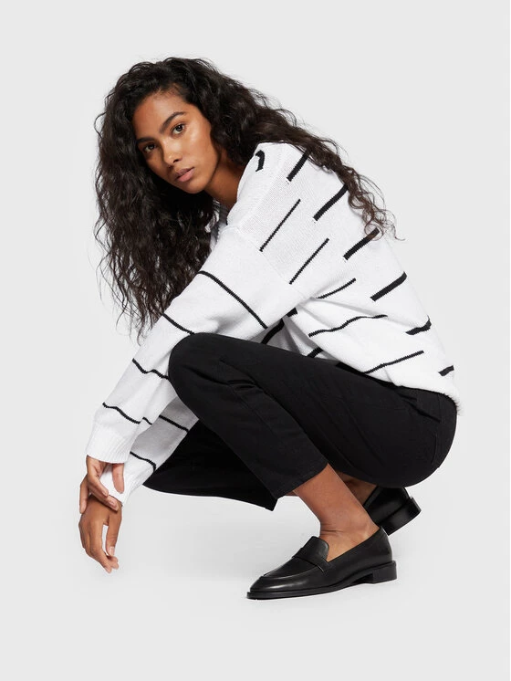 United Colors Of Benetton Γυναίκες Πουλόβερ 1040E3006 Λευκό Relaxed Fit Λευκό 2 United Colors Of Benetton Γυναίκες Πουλόβερ 1040E3006 Λευκό Relaxed Fit Λευκό - Image 2