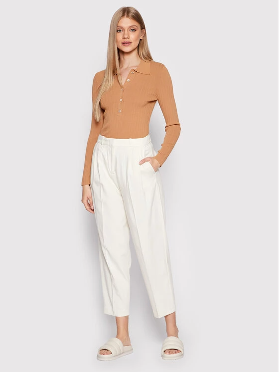 United Colors Of Benetton Γυναίκες Υφασμάτινα Παντελόνια Παντελόνι υφασμάτινο 45H6DF00A Μπεζ Regular Fit Μπεζ 2 United Colors Of Benetton Γυναίκες Υφασμάτινα Παντελόνια Παντελόνι υφασμάτινο 45H6DF00A Μπεζ Regular Fit Μπεζ - Image 2