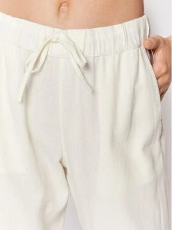 United Colors Of Benetton Γυναίκες Υφασμάτινα Παντελόνια Παντελόνι υφασμάτινο 42F95F002 Μπεζ Relaxed Fit Μπεζ -United Colors Of Benetton Κατάστημα unnamed file 4101